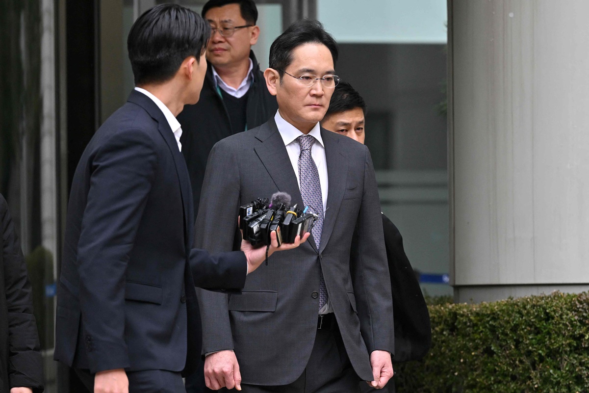 Absuelven al presidente de Samsung en juicio por controvertida fusión empresarial de 2015