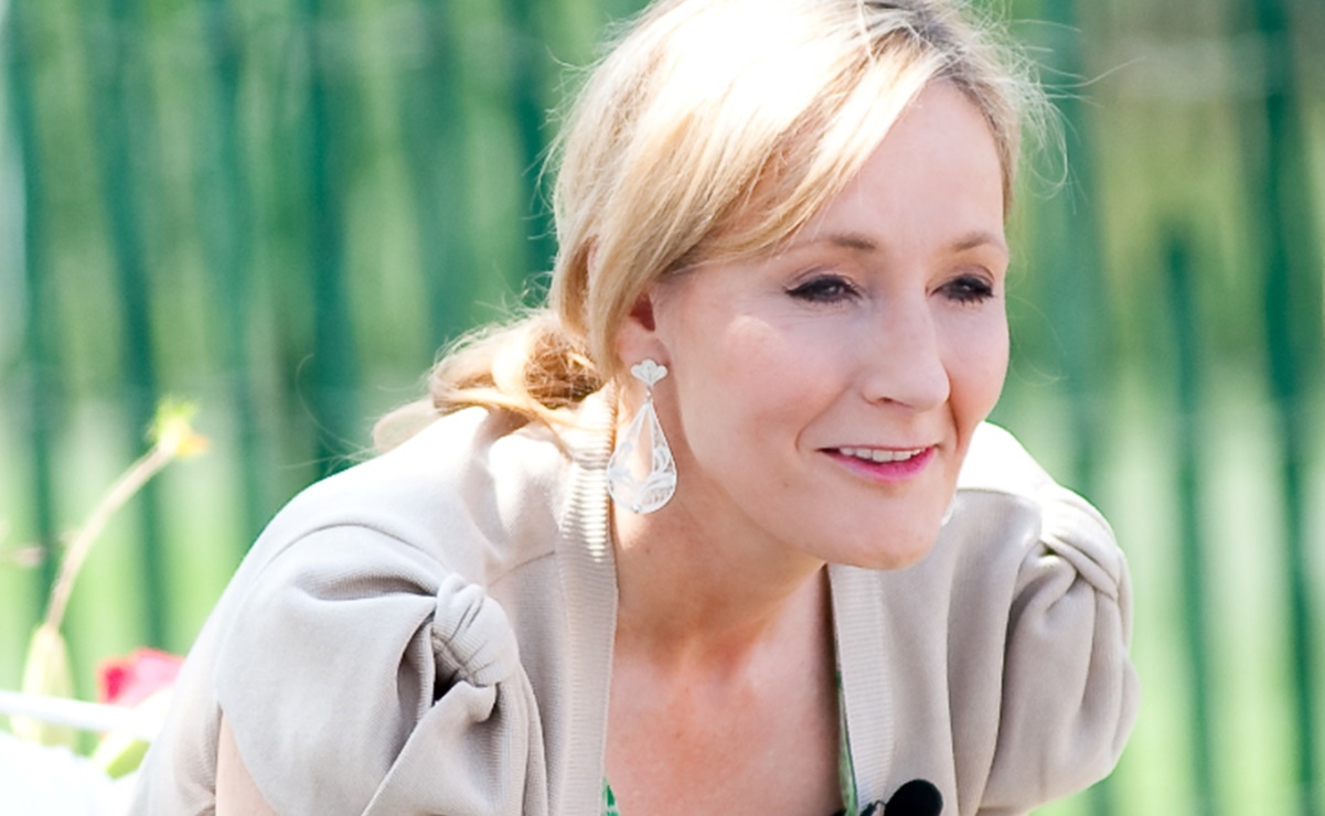 J.K. Rowling, autora de "Harry Potter", en desacuerdo con la nueva ley protrans en Escocia