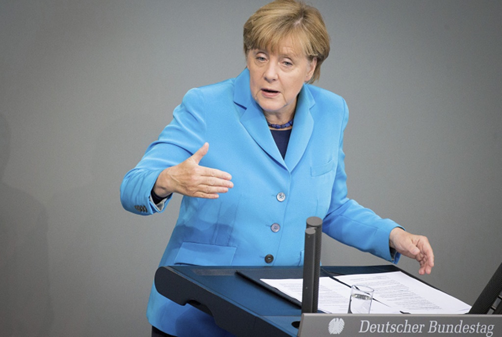 Merkel garantiza acogida a refugiados