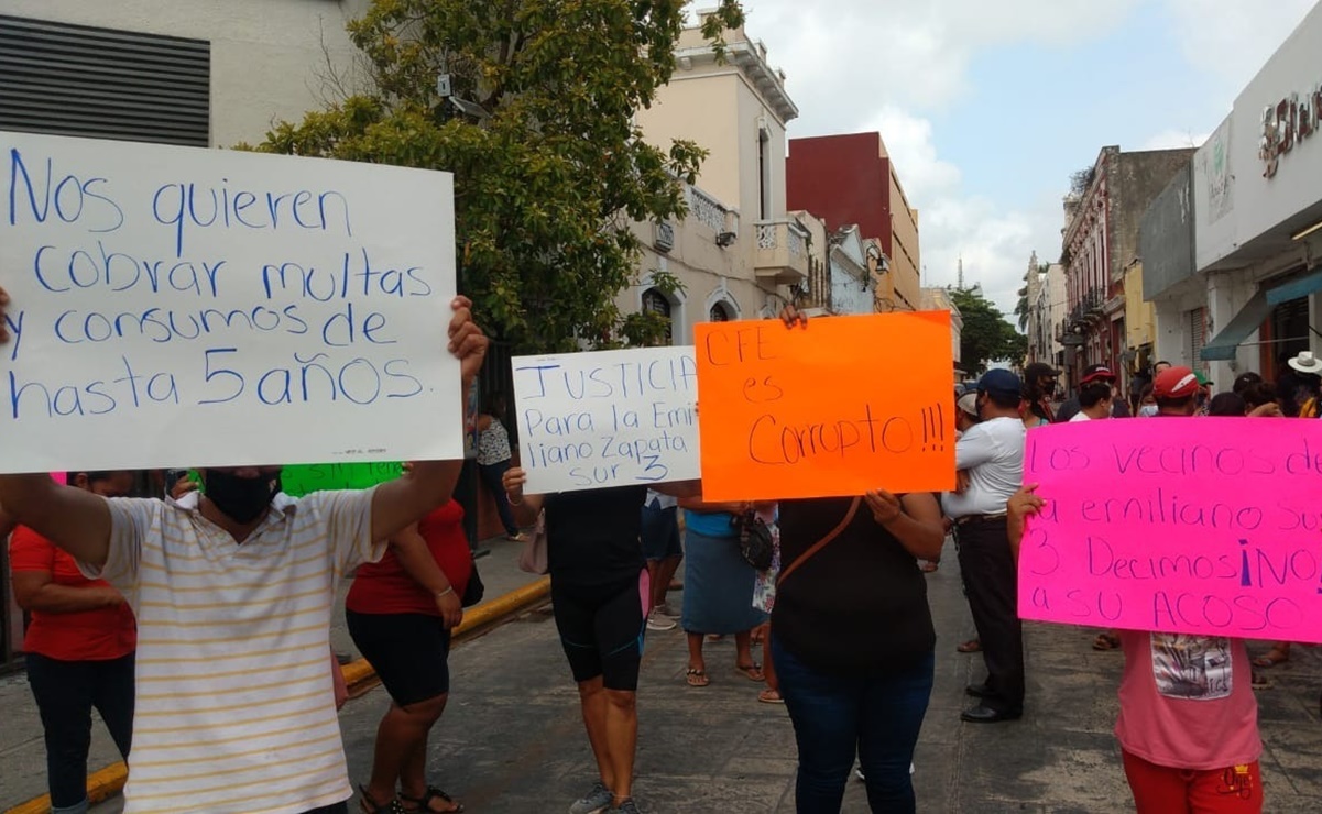 Protestan en oficinas de la CFE por falta de servicio y cobros excesivos en Yucatán