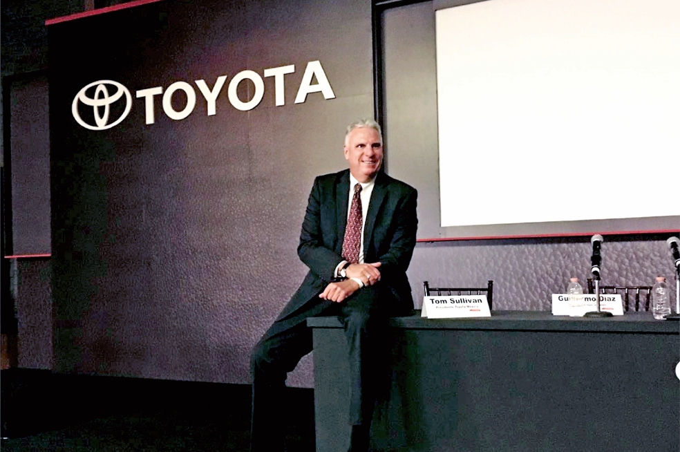 Toyota modera meta de ventas para 2017