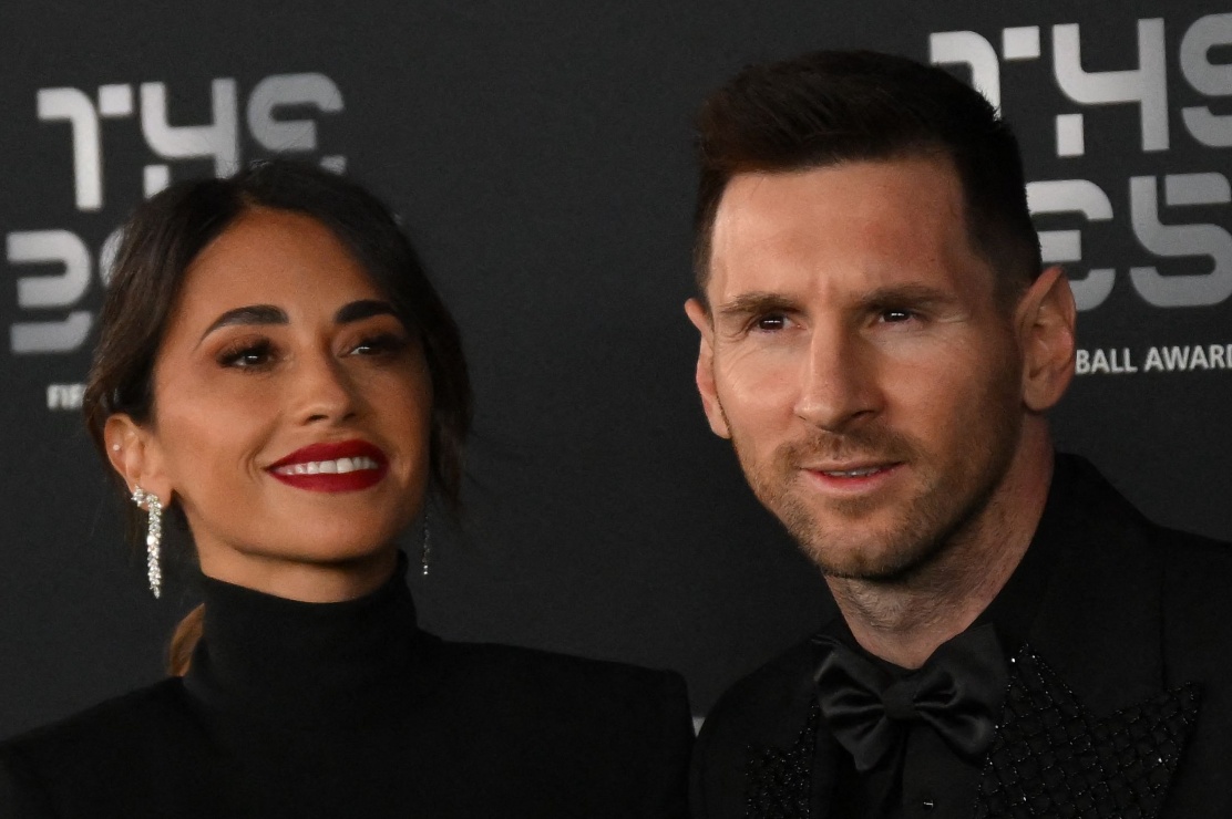 Messi recibe amenaza tras ataque con armas de fuego al negocio familiar de Antonella Rocuzzo