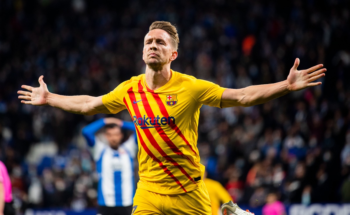 Barcelona rescata el empate ante el Espanyol; Luuk de Jong anotó de último minuto