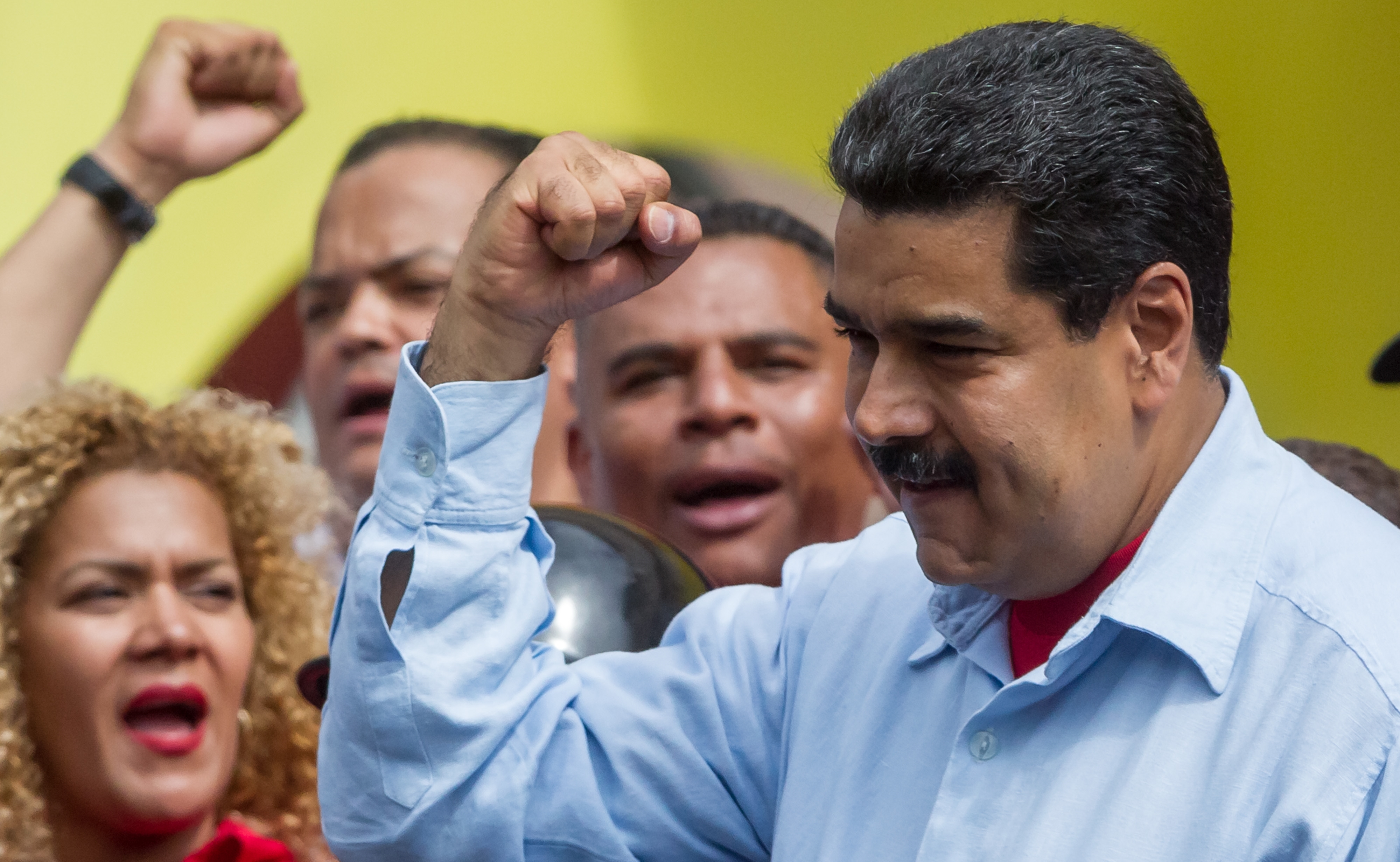 Maduro demandará a Parlamento por pedir Carta Democrática