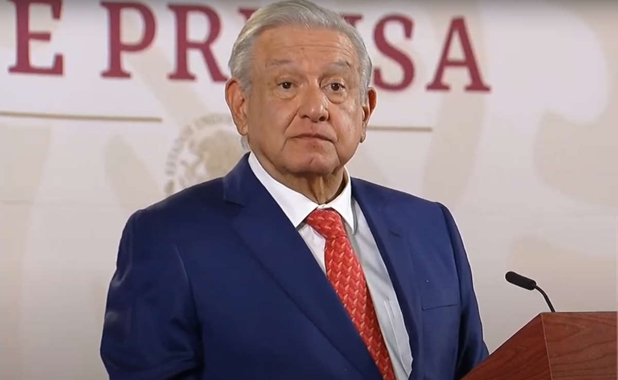 AMLO acusa que adversarios "quieren seguir entregando bienes de la nación a particulares y extranjeros"