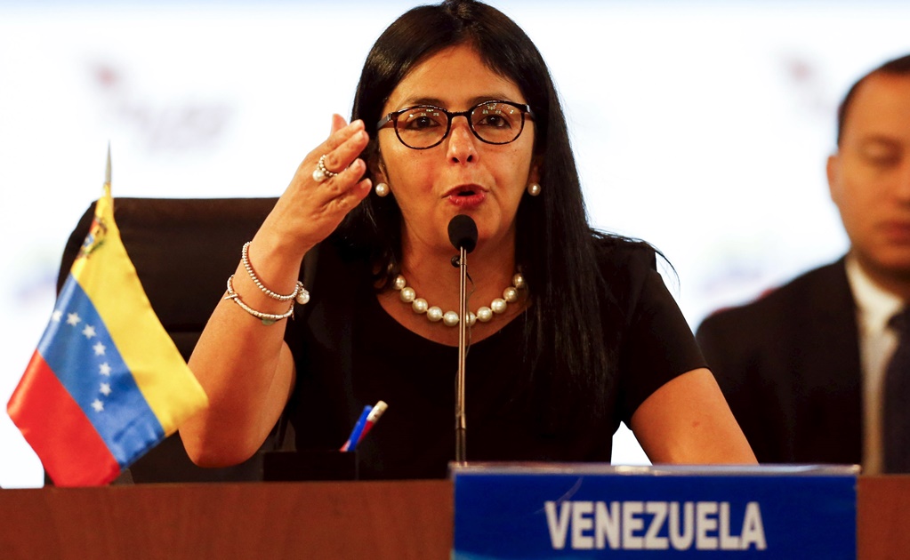 Venezuela acusa a Almagro de "sabotear" el diálogo