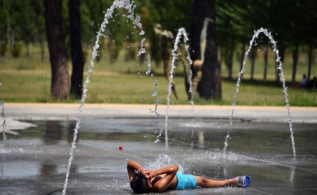 Francia declara por primera vez alerta roja por ola de calor