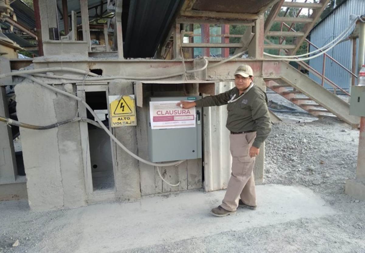 Clausura Profepa mina de plomo y zinc en Durango por derrame