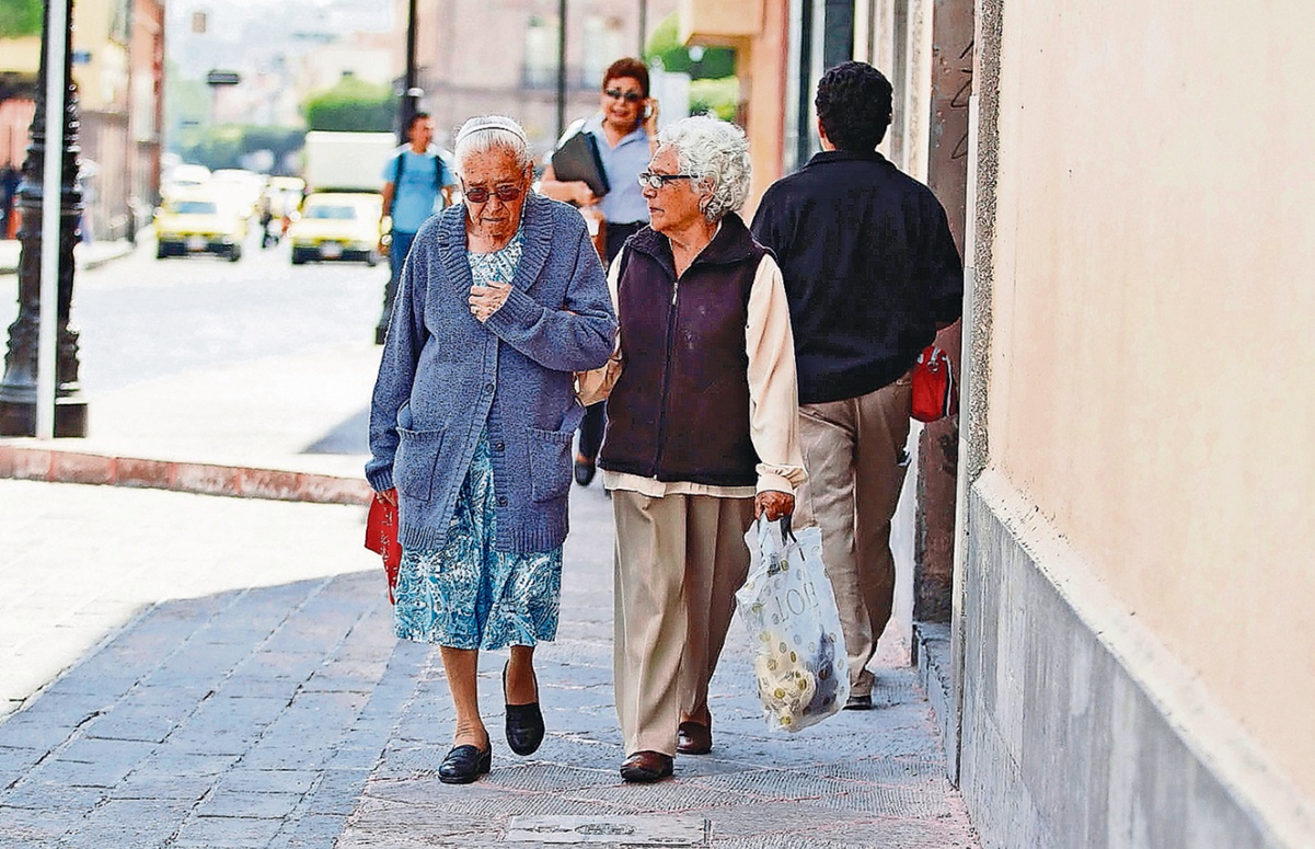 Anuncian medidas de protección para ancianos en Benito Juárez por Covid-19
