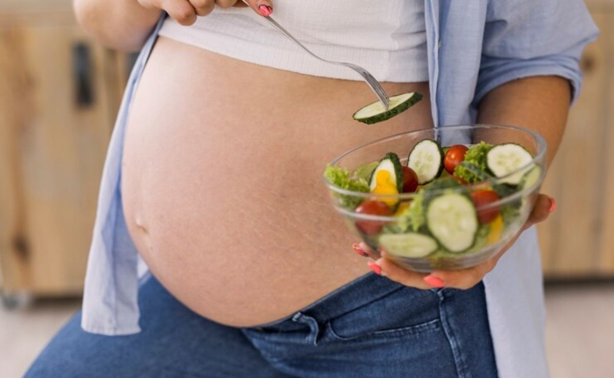 El alimento poco conocido que deben consumir las embarazadas porque facilita el parto