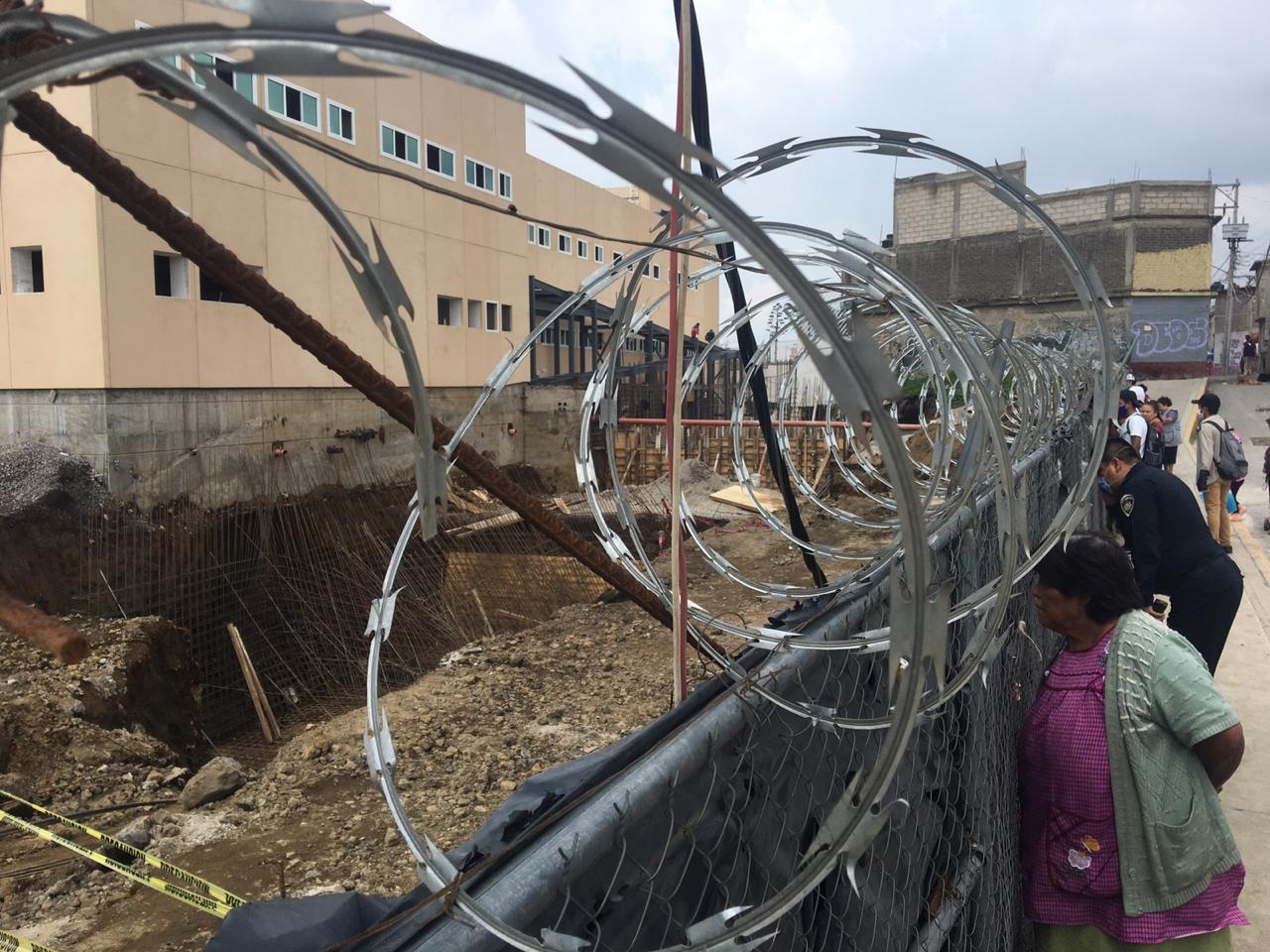 Derrumbe en construcción de Hospital en Topilejo deja al menos 4 lesionados 