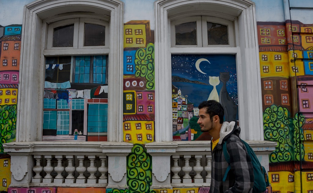 Valparaíso, una galería al aire libre del graffiti y el mural urbano