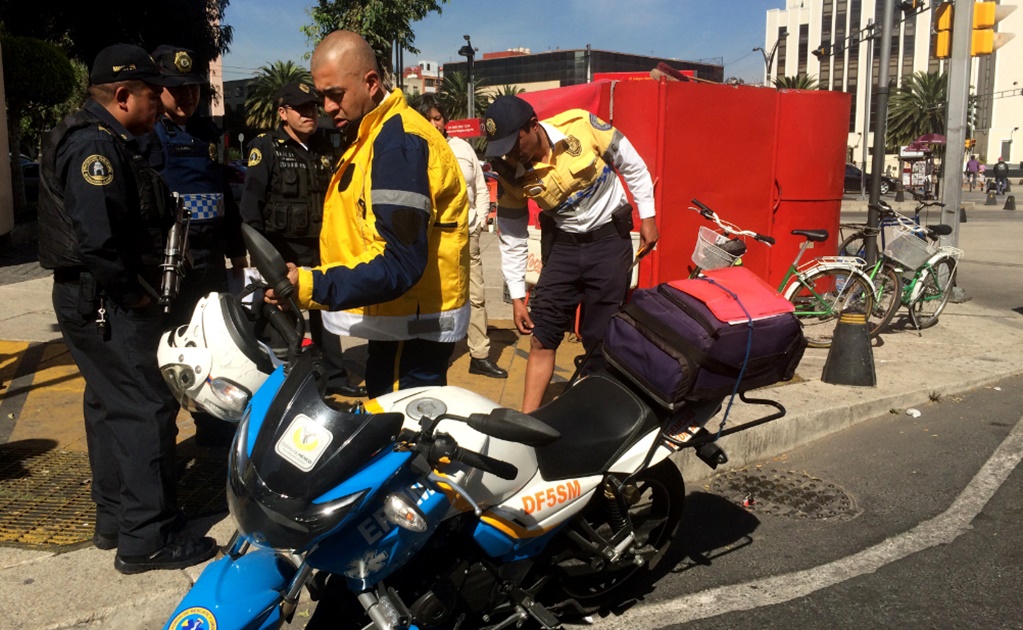 Atropellan a policía ciclista en Bucareli