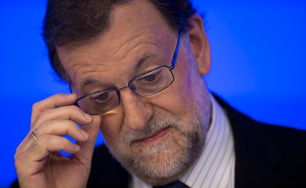 Socialistas españoles optan por facilitar investidura de Rajoy