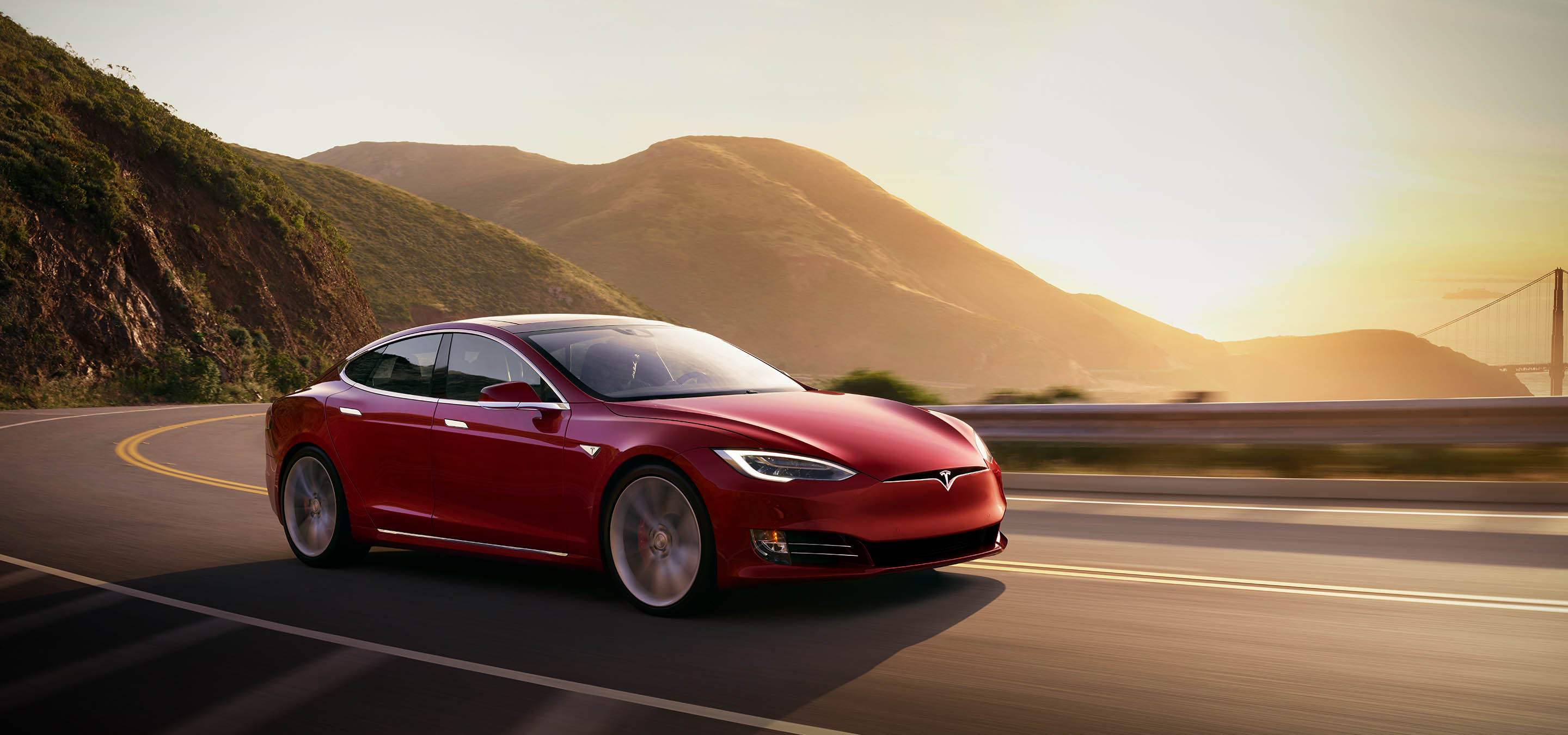Tesla Model S supera al Porsche Taycan en Nürburgring