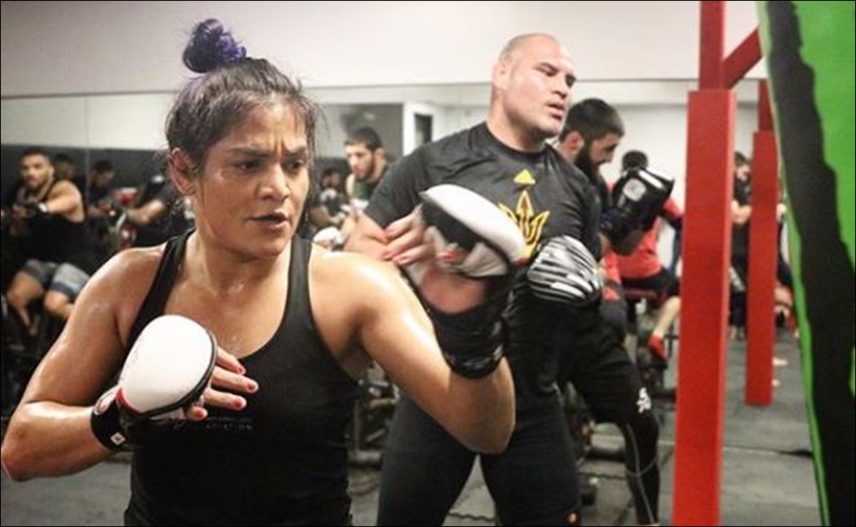 Mexicana buscará brillar en su debut en peso mosca en la UFC