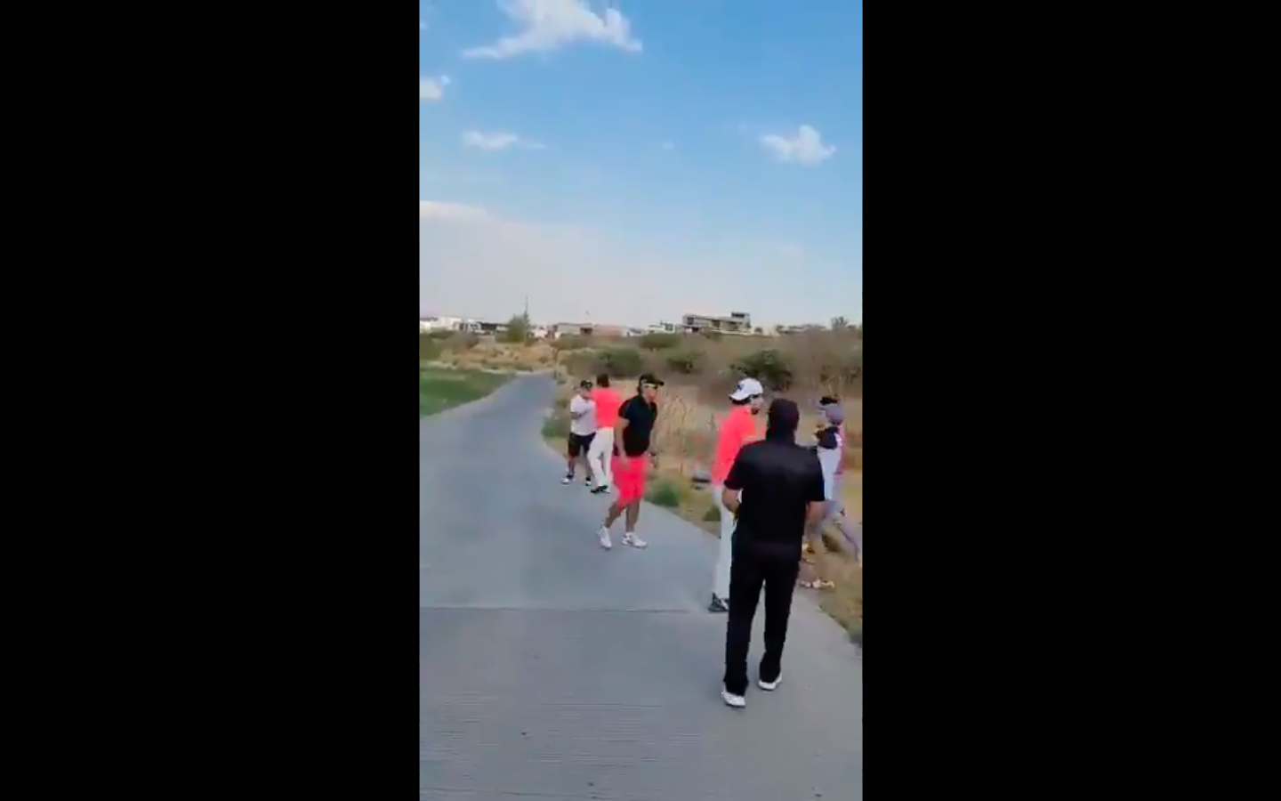 Riña en campo de golf de Zibatá se vuelve viral 