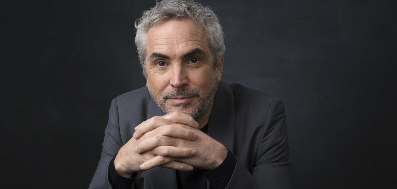 Kínder de Alfonso Cuarón lo felicita por su éxito con la película Roma