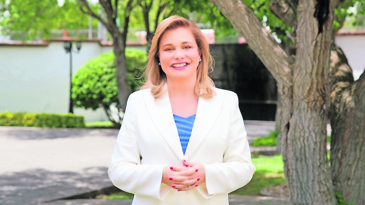 Gobernadora felicita a Sheinbaum y ofrece trabajo en conjunto