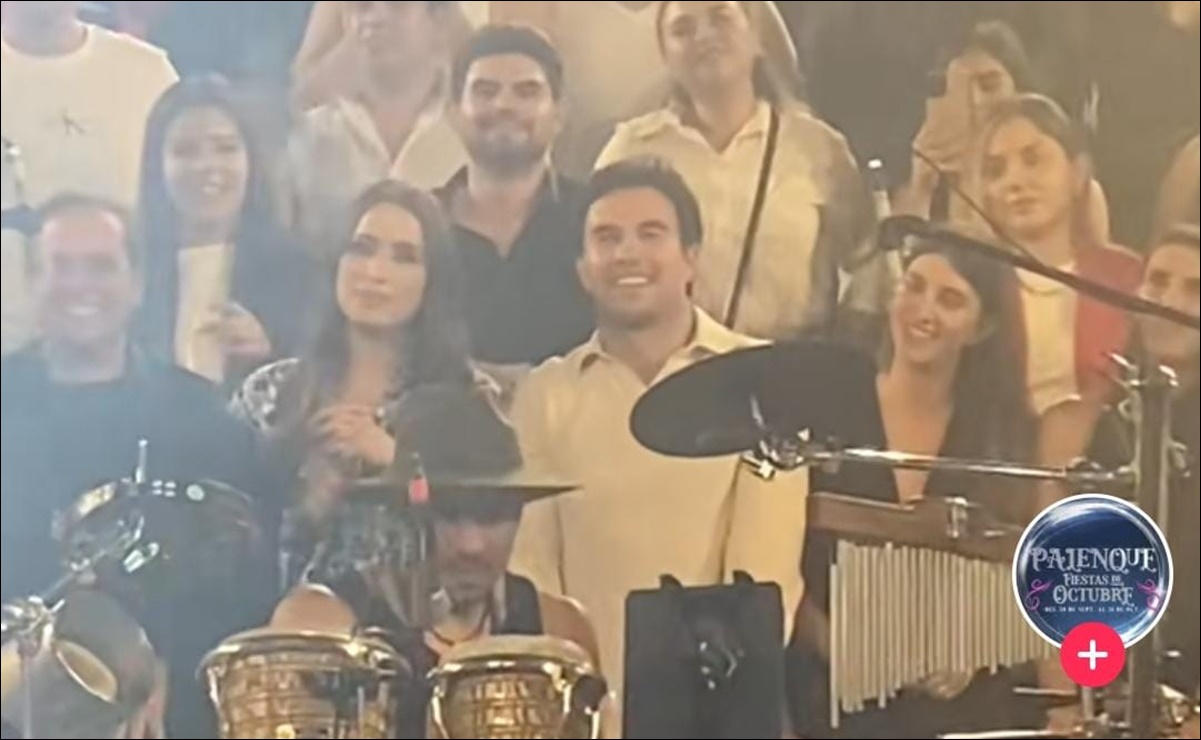 VIDEO: Checo Pérez es captado y ovacionado en un palenque durante concierto de Carlos Rivera