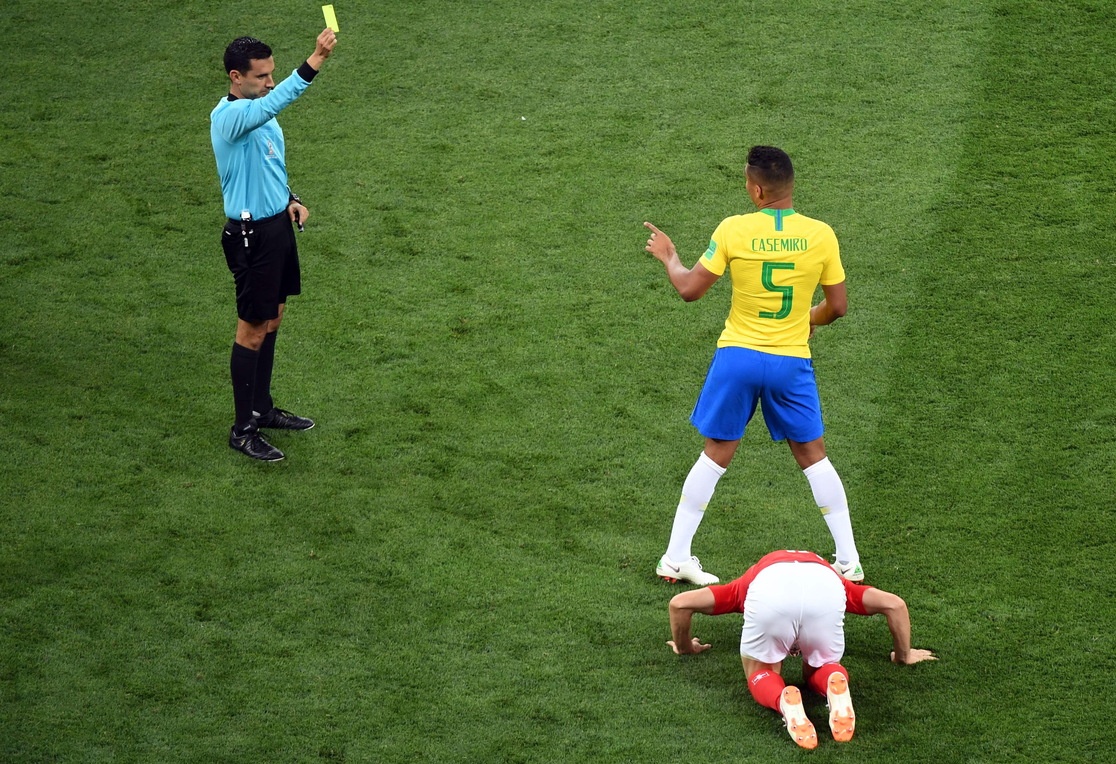 FIFA responde a quejas de Brasil por arbitraje de César Ramos