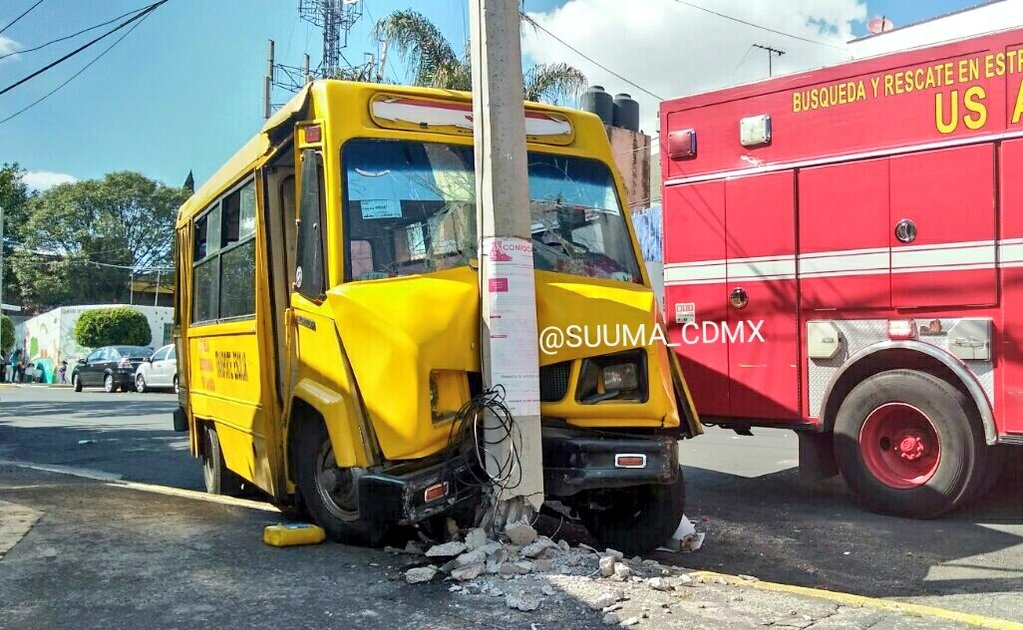 Reportan cuatro estudiantes lesionados por choque en Álvaro Obregón