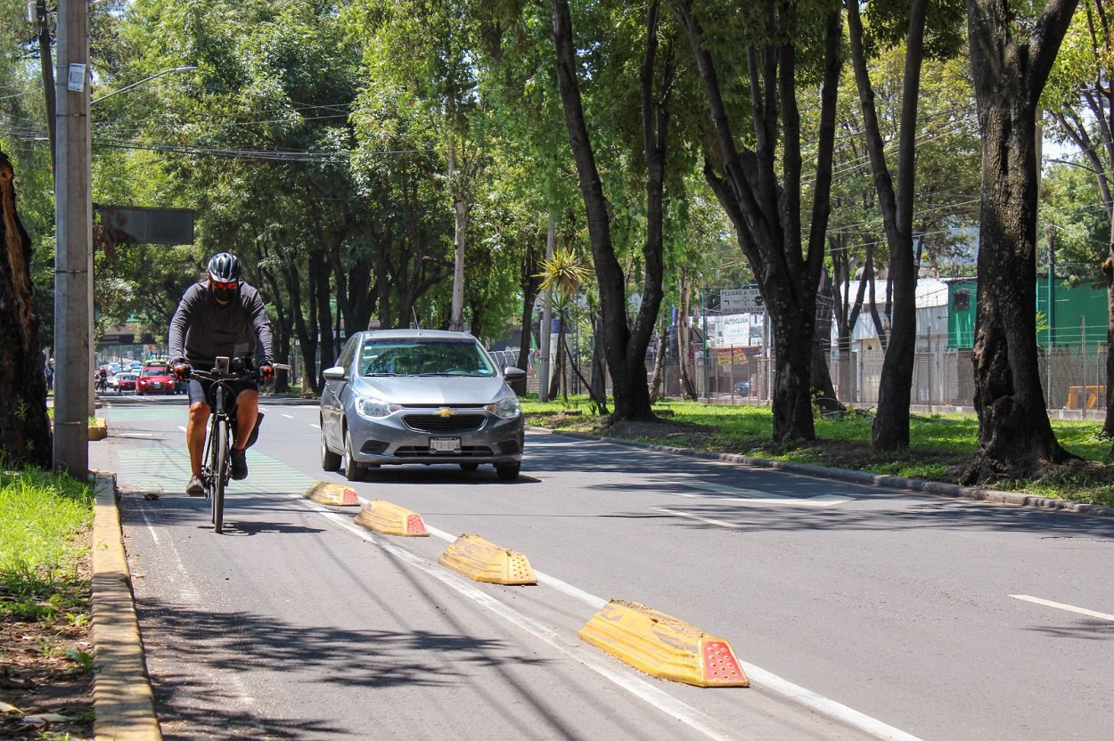 Inauguran ciclovía sobre la calzada México-Xochimilco; la obra cuenta con mejoras para ciclistas y peatones