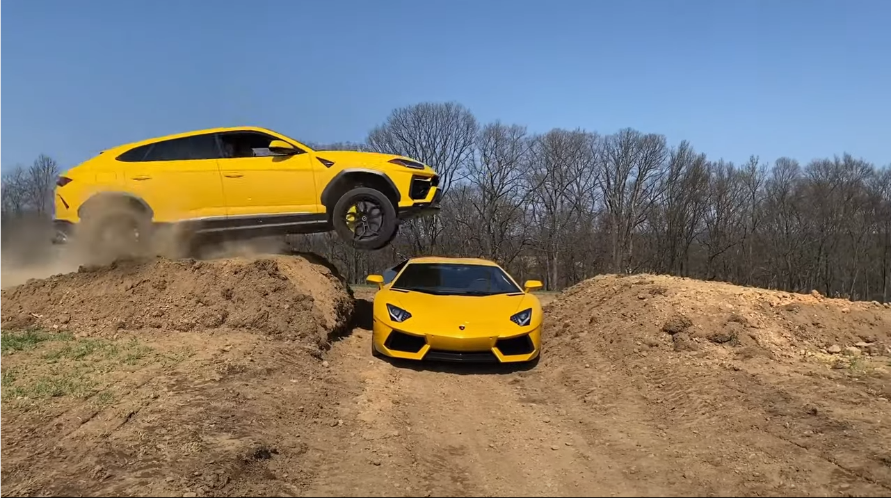 En video: Youtuber salta sobre un Lamborghini Aventador en una Urus 