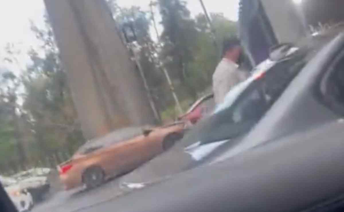 VIDEO: A plena luz del día, presunto asaltante dispara contra conductor en Anillo Periférico