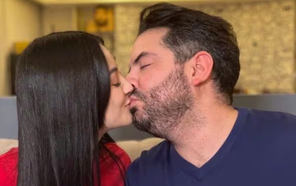 Aislinn Derbez revela por equivocación el sexo del bebé de José Eduardo Derbez