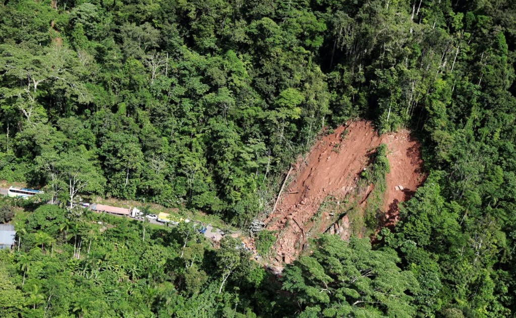 Magnitude 8 earthquake hits Peru