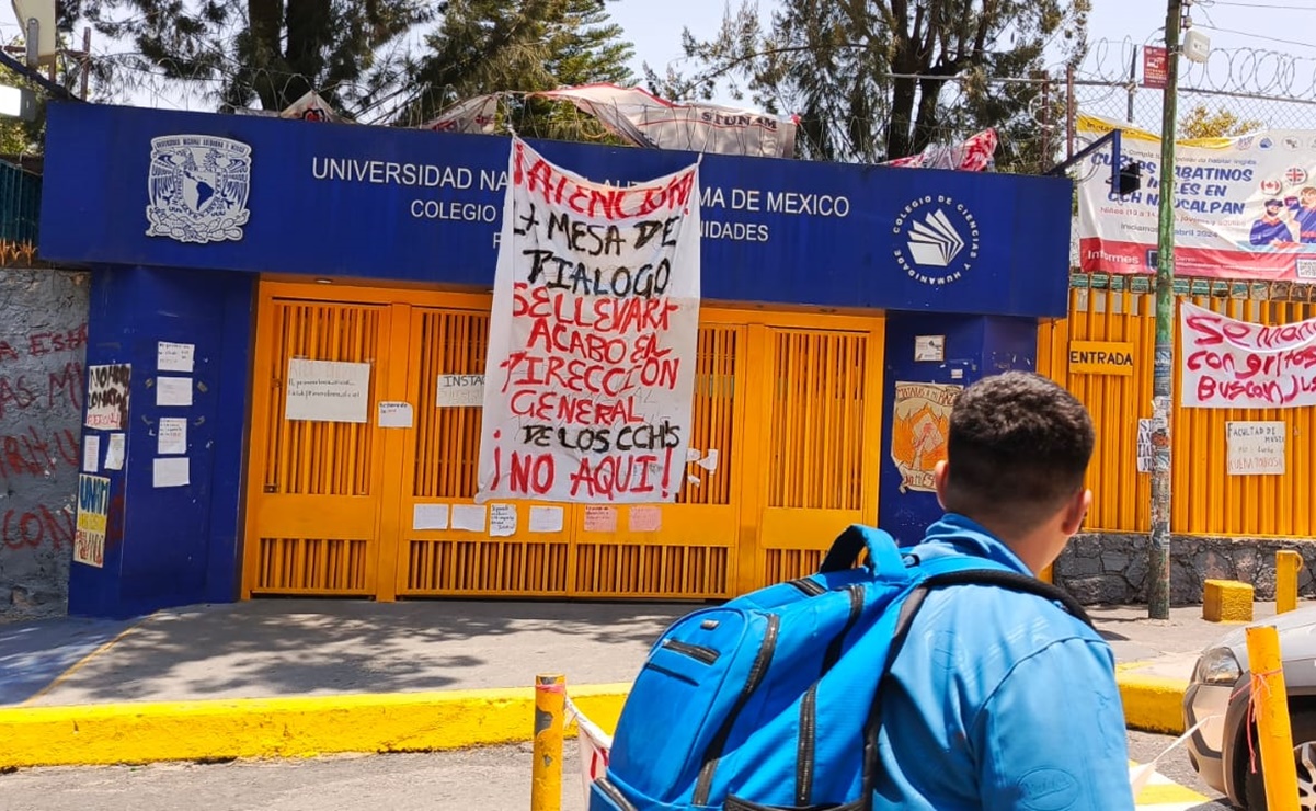 CCH Naucalpan cumple 17 días cerrado por estudiantes 