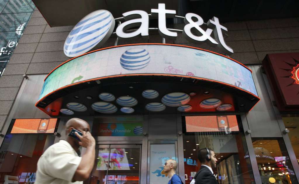 AT&T gana 3 mil 597 millones de dólares en el segundo trimestre, un 20% menos