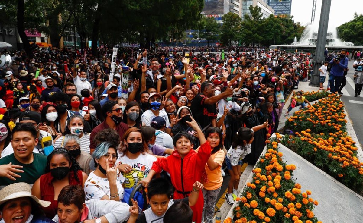Un millón de personas presenciaron el desfile de Día de Muertos; informa gobierno capitalino