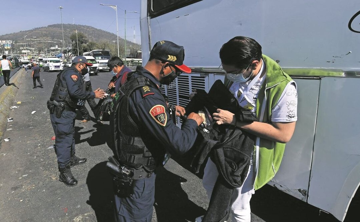 Pasajeros denuncian violaciones a sus derechos durante revisiones en transporte público de León