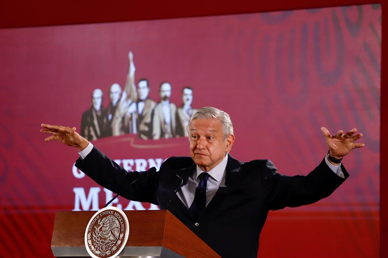 AMLO justifica a SCJN salario de 108 mil al mes