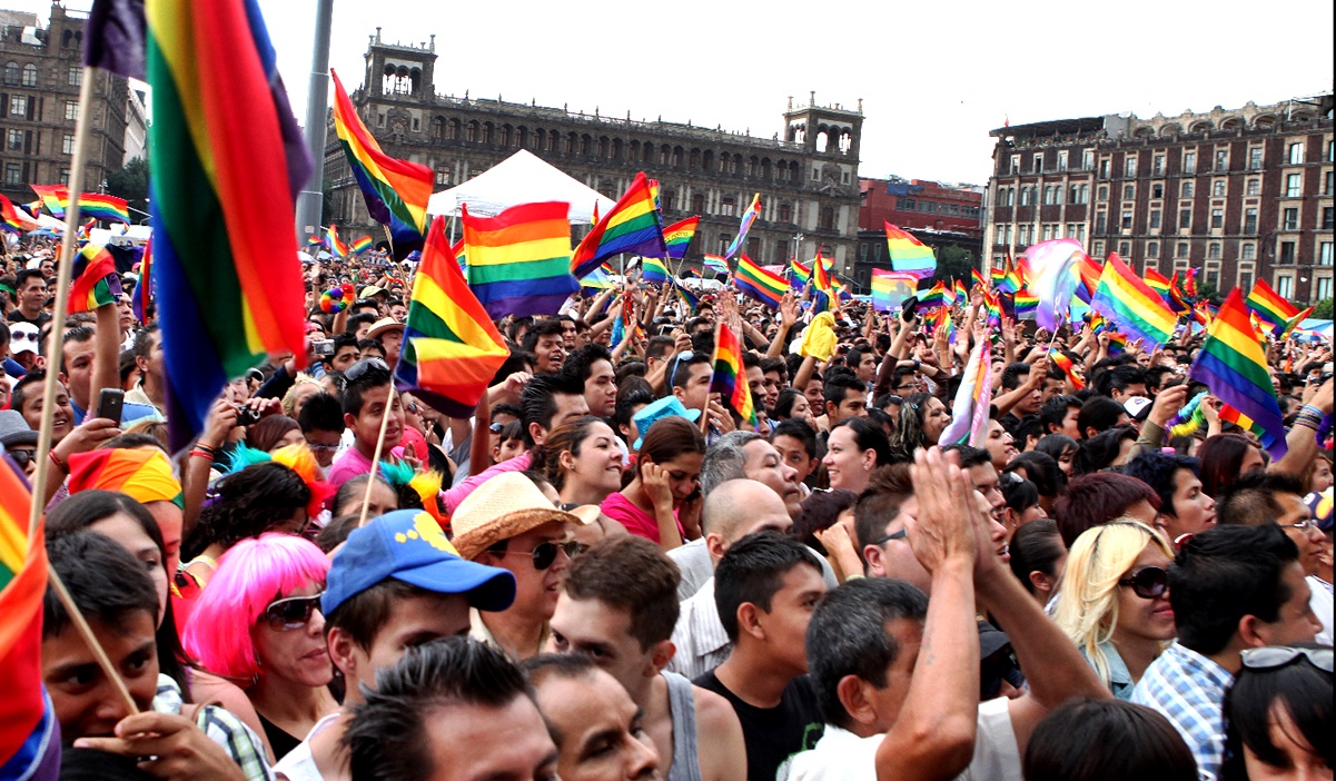 AMLO asegura que su gobierno protege a la comunidad LGBT
