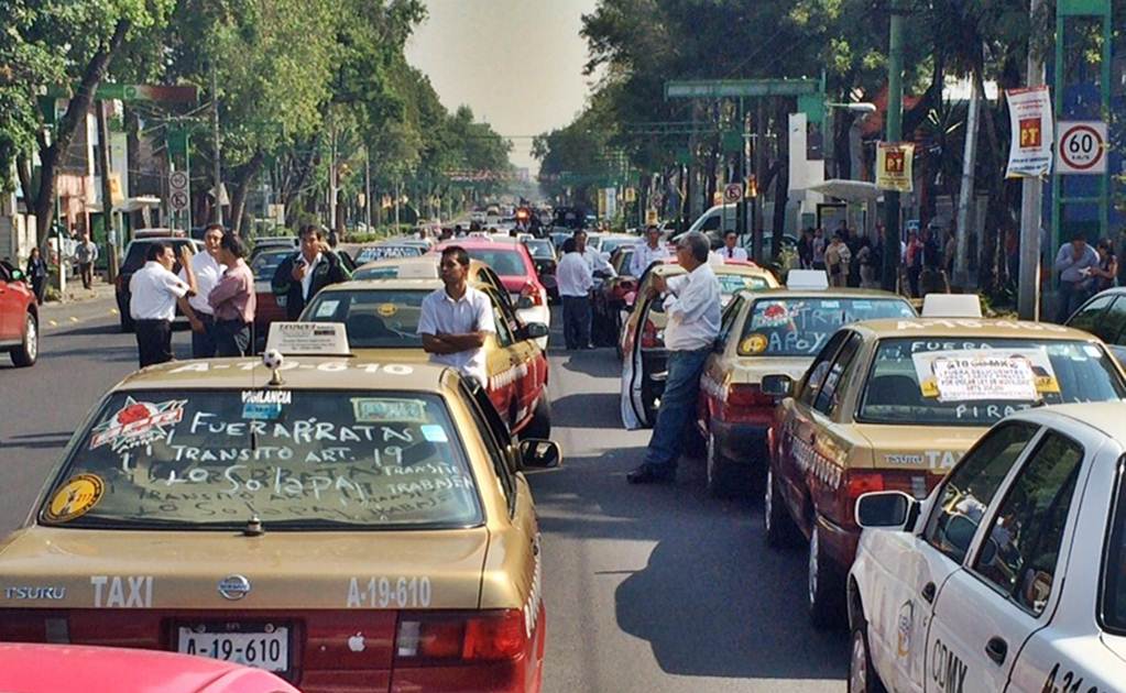 Ante protesta de taxistas, Uber regala viajes en el DF
