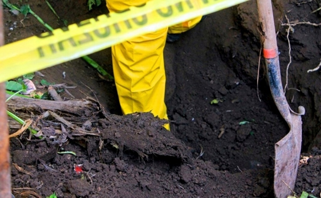 Hallan fosa clandestina con restos humanos en Sinaloa  