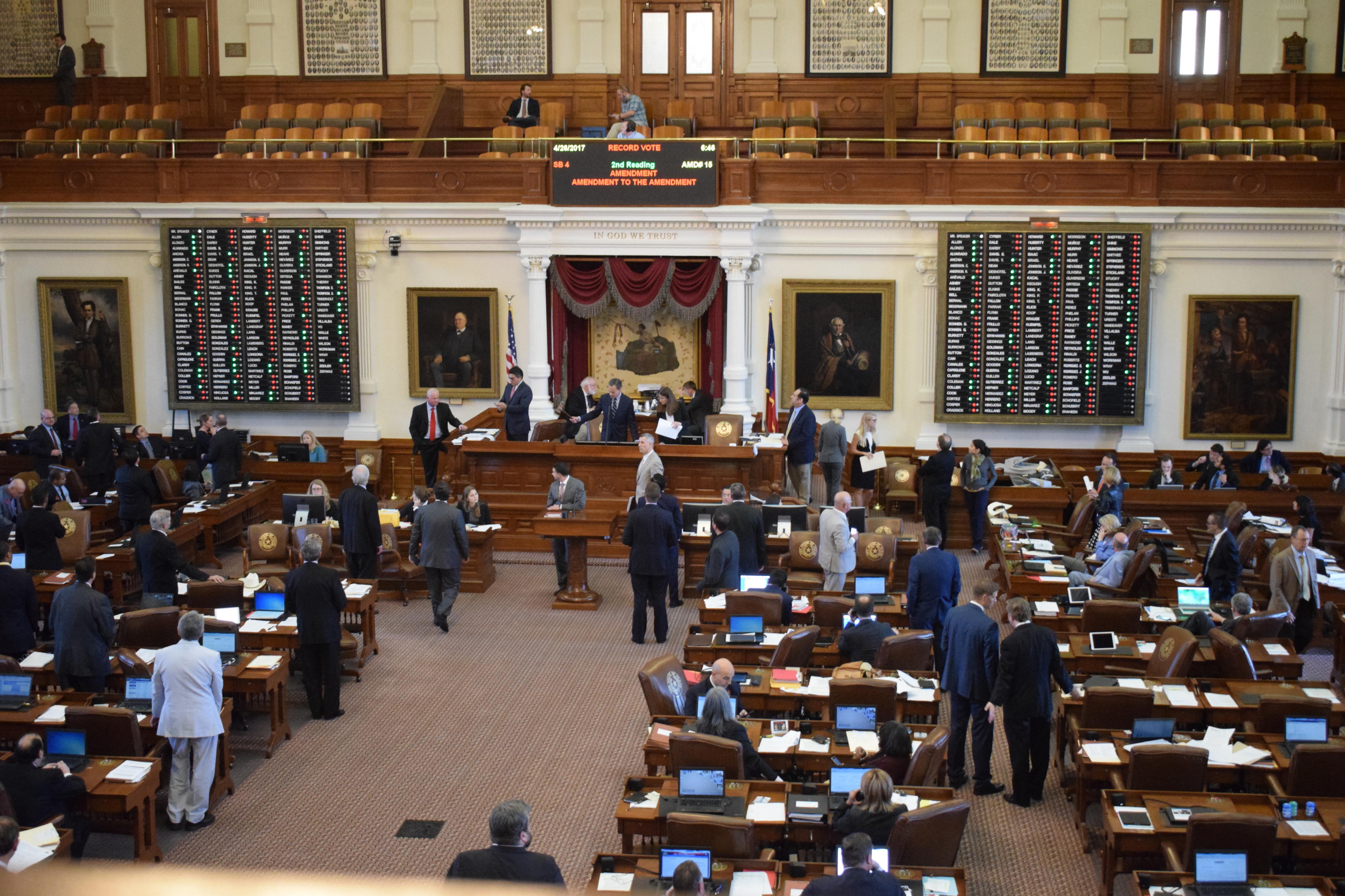 Texas aprueba ley que prohibe las ciudades santuario