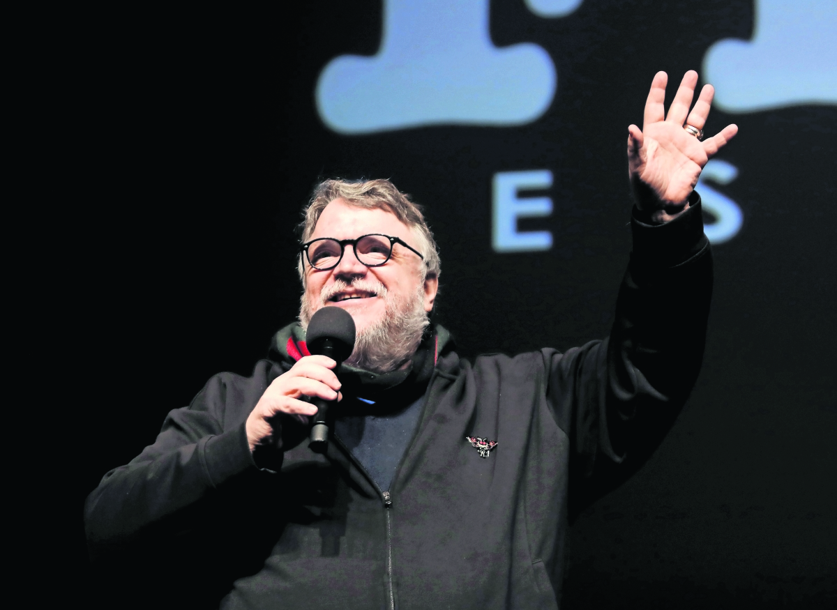 Guillermo del Toro trabajará con dragones