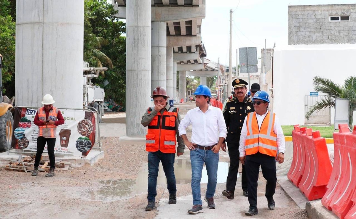 Mauricio Vila supervisa construcción del viaducto elevado de Progreso