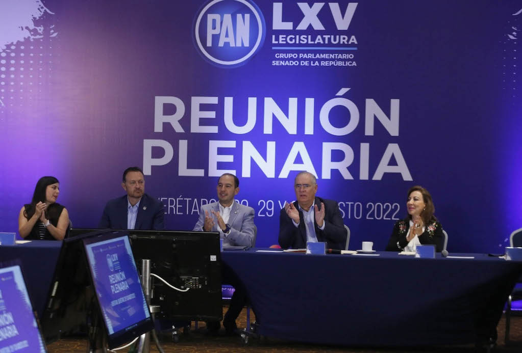 Desde Querétaro, el PAN pacta bloquear a AMLO en el Senado  