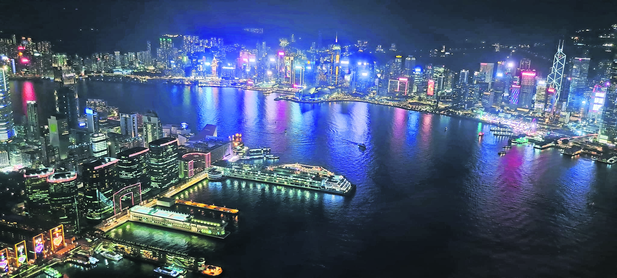 Hong Kong modelo de un país y 2 sistemas de riesgo 