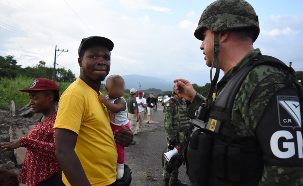 Autoridades frenan caravana migrante en Chiapas