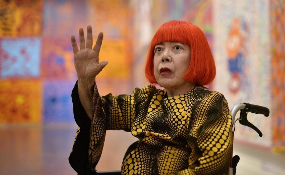 ¿Quién fue Yayoi Kusama, la artista japonesa que murió a los 97 años?