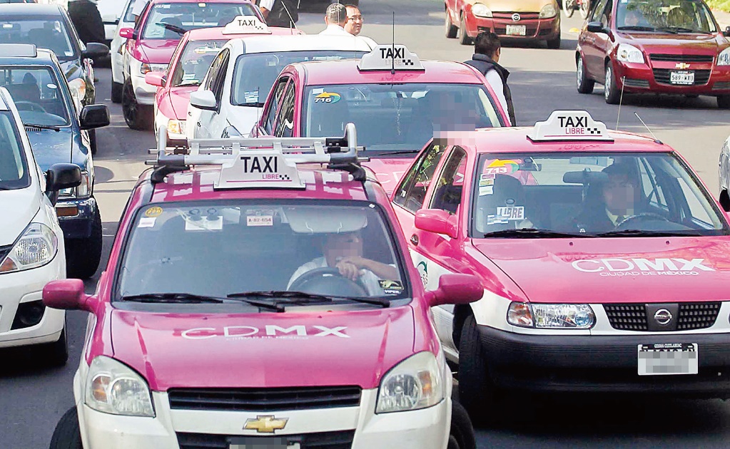 Se comete un delito diario a bordo de taxis en la CDMX, estiman autoridades 