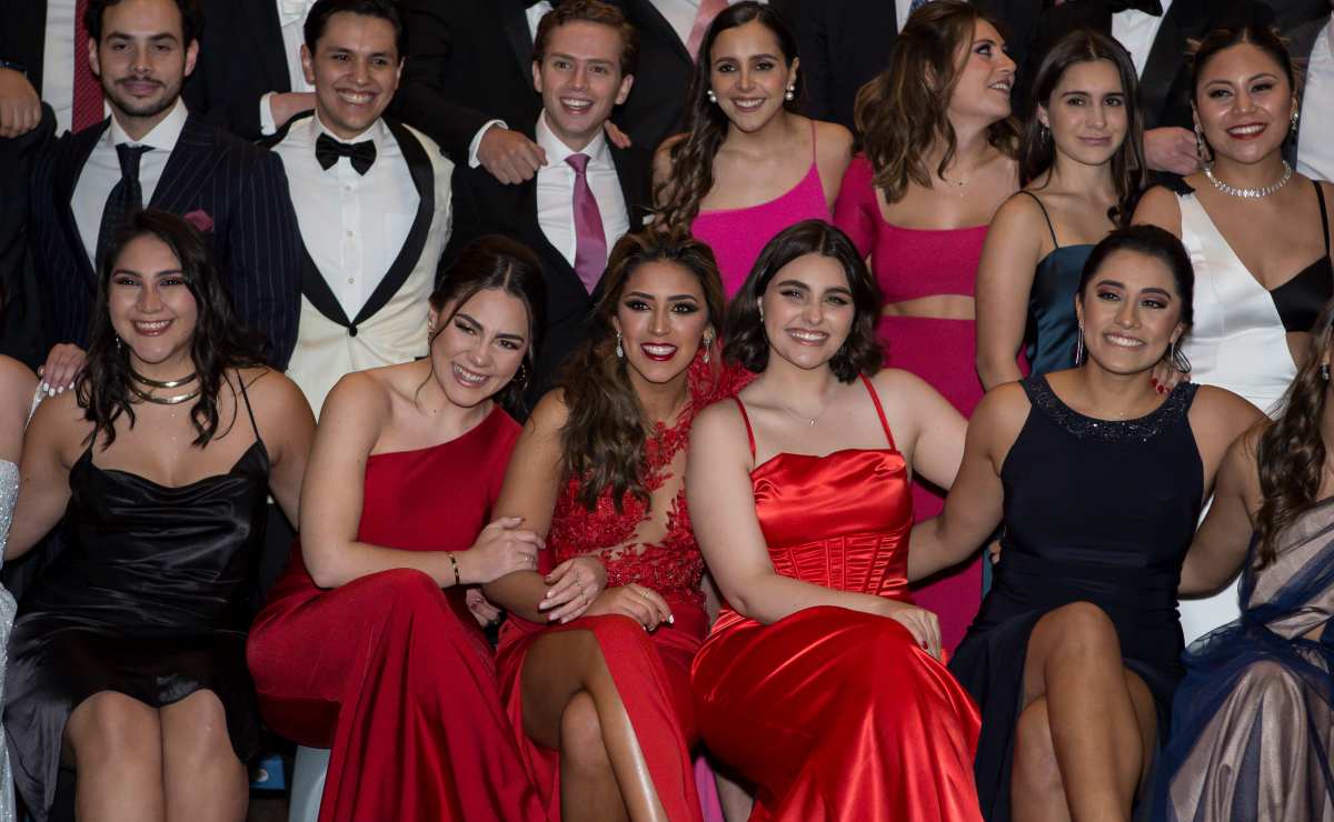 Noche de gala por los graduados de Derecho de la Ibero 