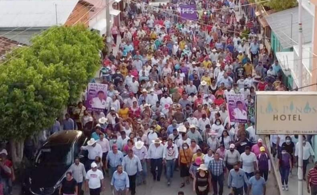 Vuelca autobús con simpatizantes del PES en Chiapas; hay un muerto y 10 heridos