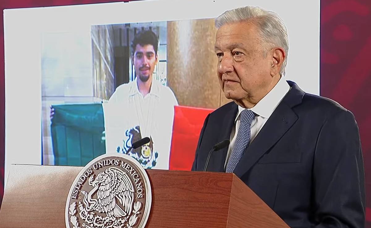 AMLO felicita a estudiantes ganadores en competencias internacionales de matemáticas